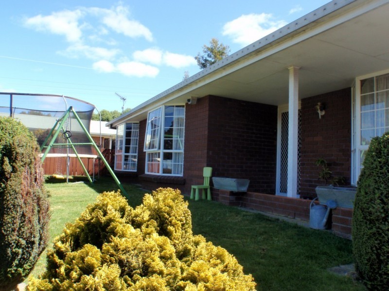 54 Blackwood Parade, Romaine TAS 7320