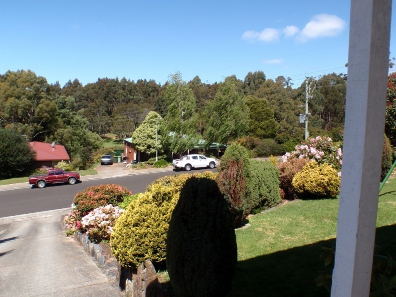 54 Blackwood Parade, Romaine TAS 7320