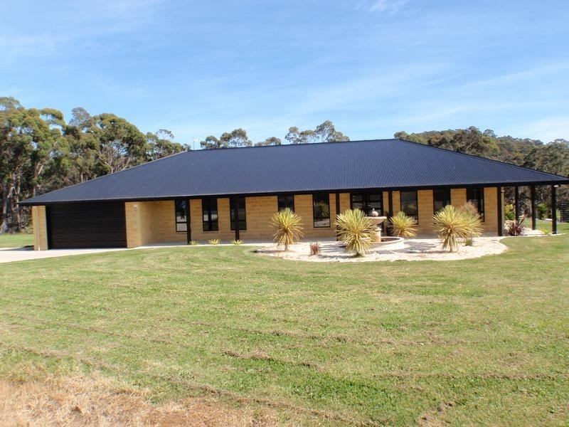 17 Allegra Drive,, Heybridge TAS 7316