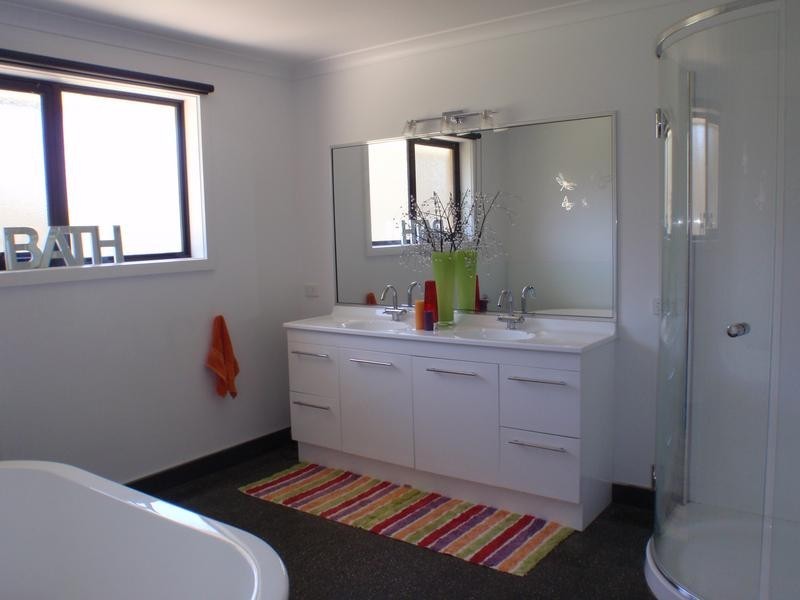 17 Allegra Drive,, Heybridge TAS 7316