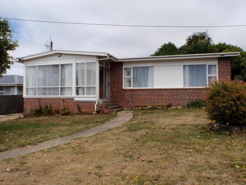 32 Curraghmore Ave, Park Grove TAS 7320