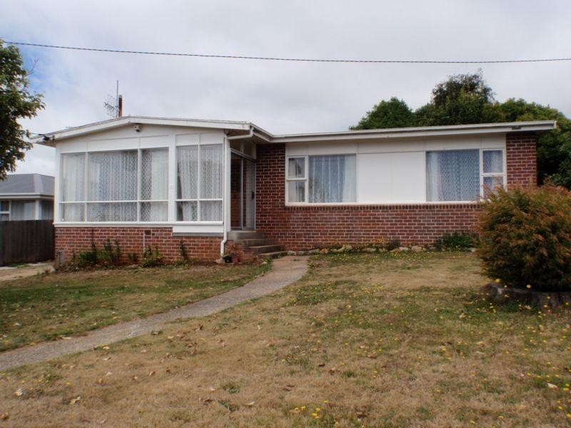 32 Curraghmore Ave, Burnie TAS 7320