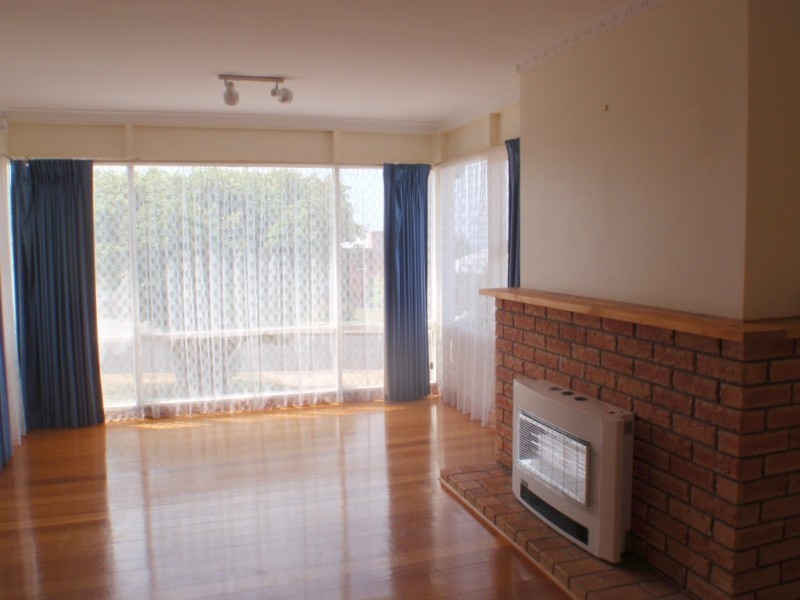 32 Curraghmore Ave, Burnie TAS 7320