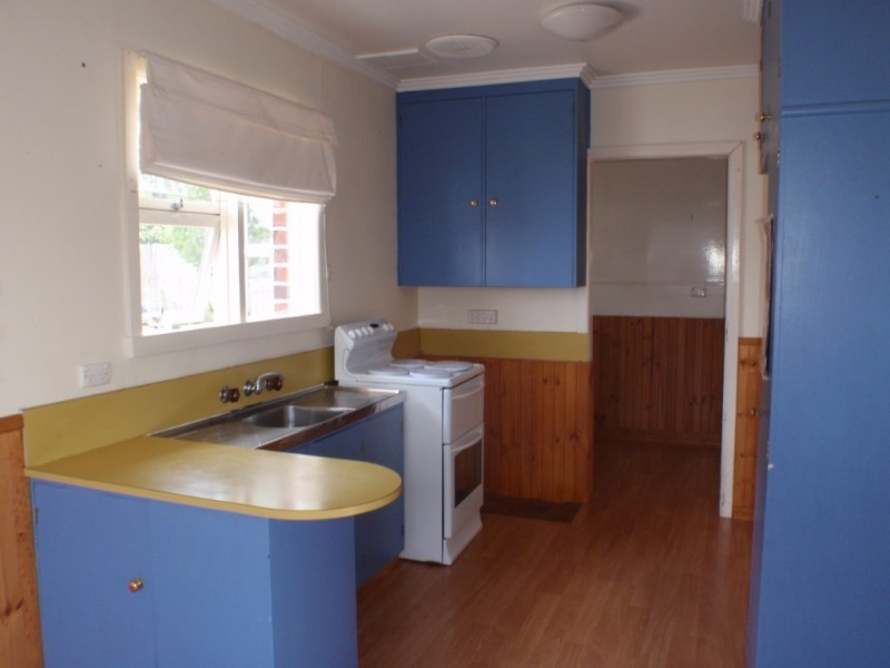 32 Curraghmore Ave, Burnie TAS 7320