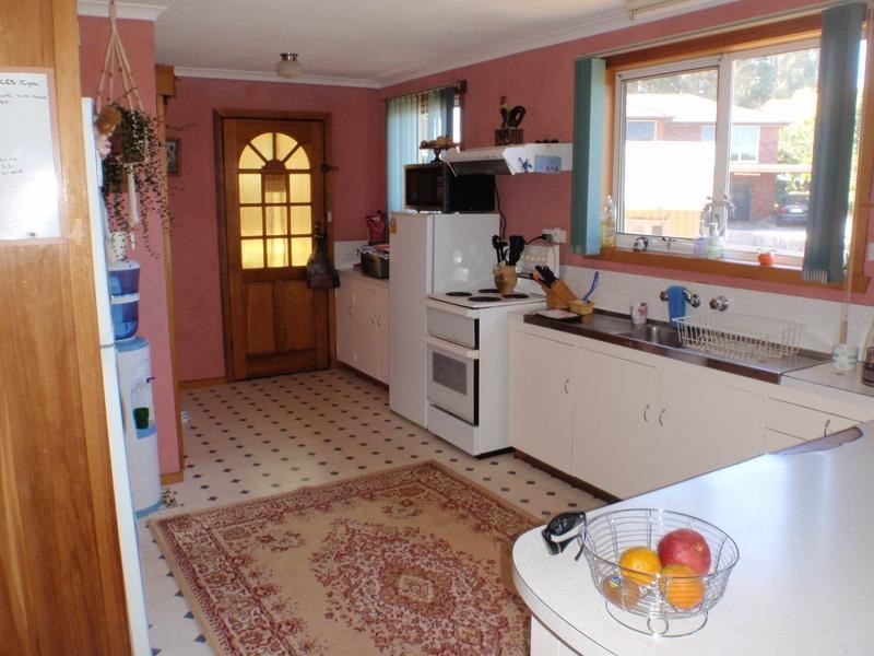 2 Manuka Drive,, Romaine TAS 7320