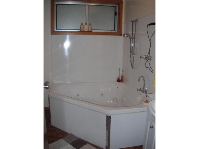 11 Little Quiggin Street, Waratah TAS 7321