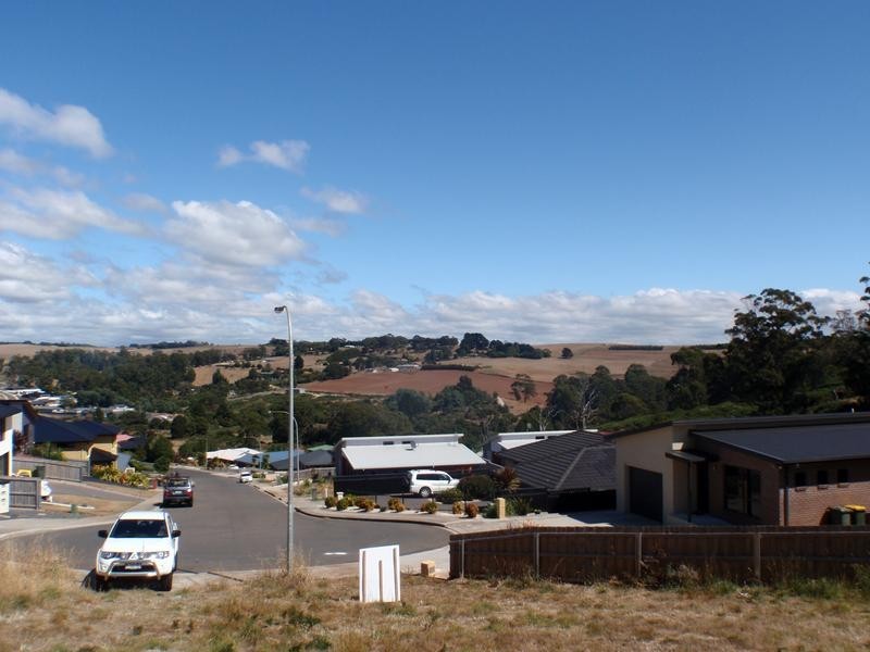 28 Heather Crescent,, Park Grove TAS 7320
