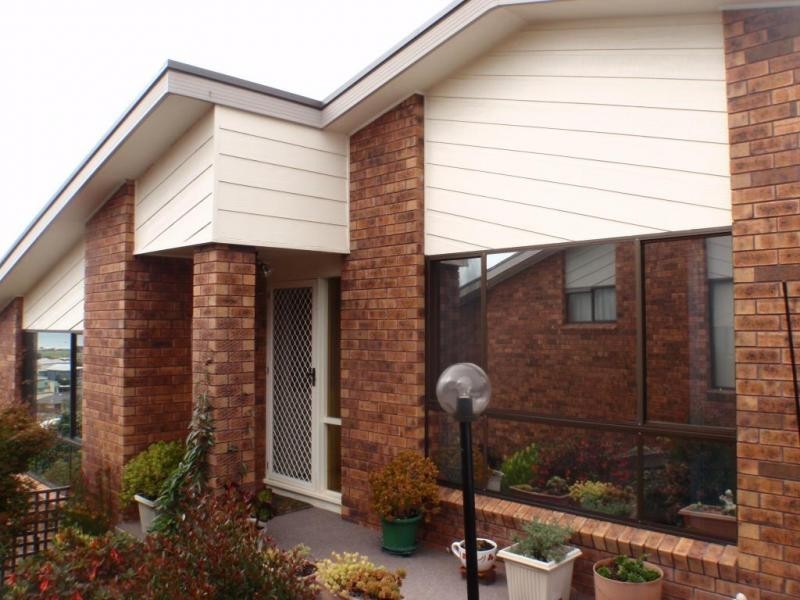 8/60 Lyons Street,, Somerset TAS 7322