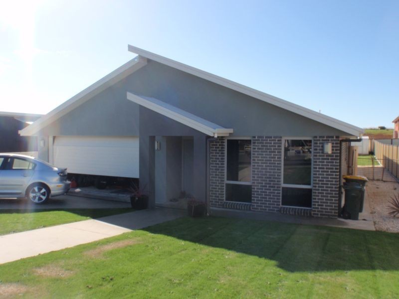 21 Hales St, Penguin TAS 7316