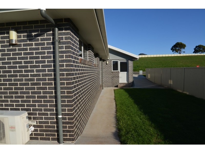 21 Hales St, Penguin TAS 7316