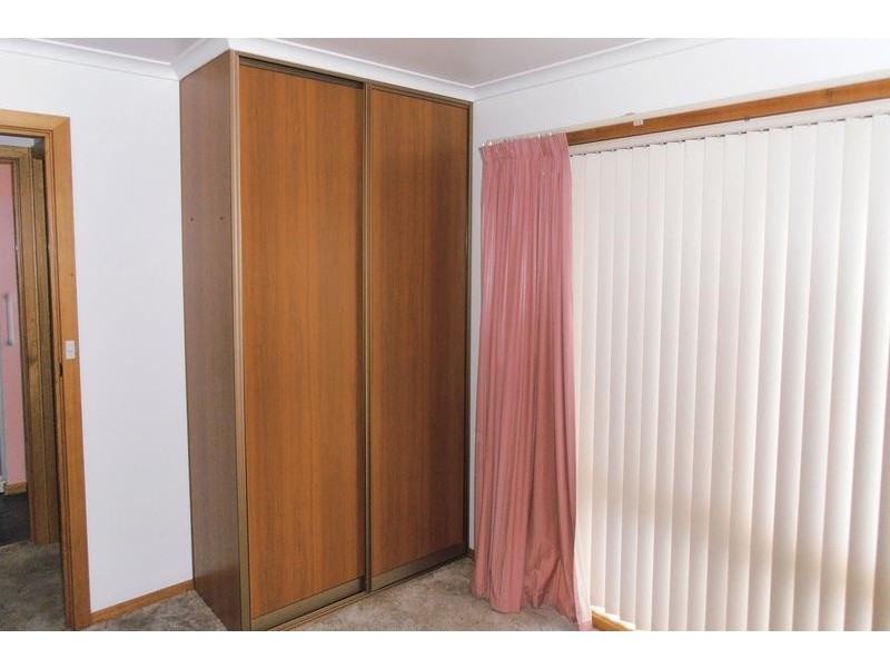 4/11 Simpson St, Somerset TAS 7322