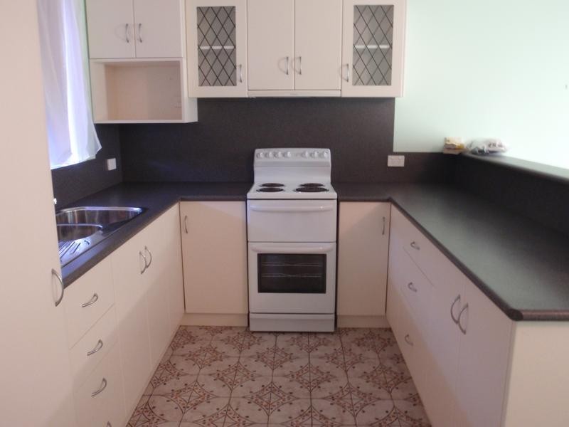 2/19 Abbott St, Upper Burnie TAS 7320