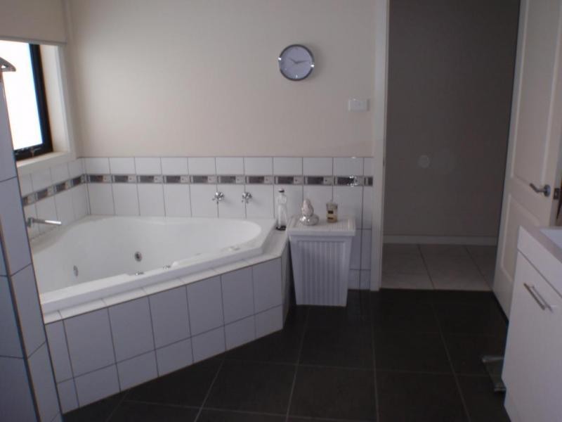 5 Bowman Drive,, Penguin TAS 7316