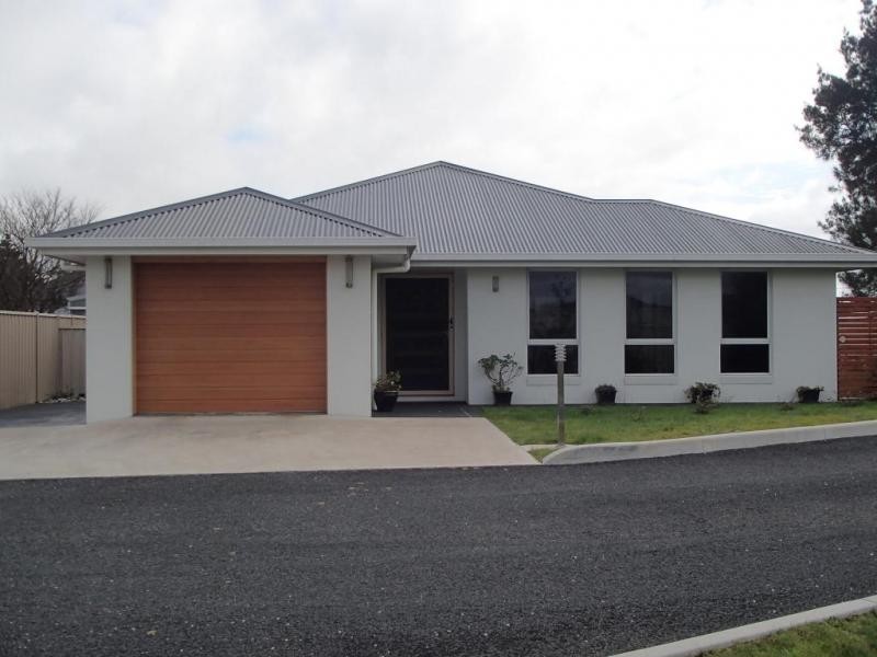 8A Hogg Street,, Wynyard TAS 7325