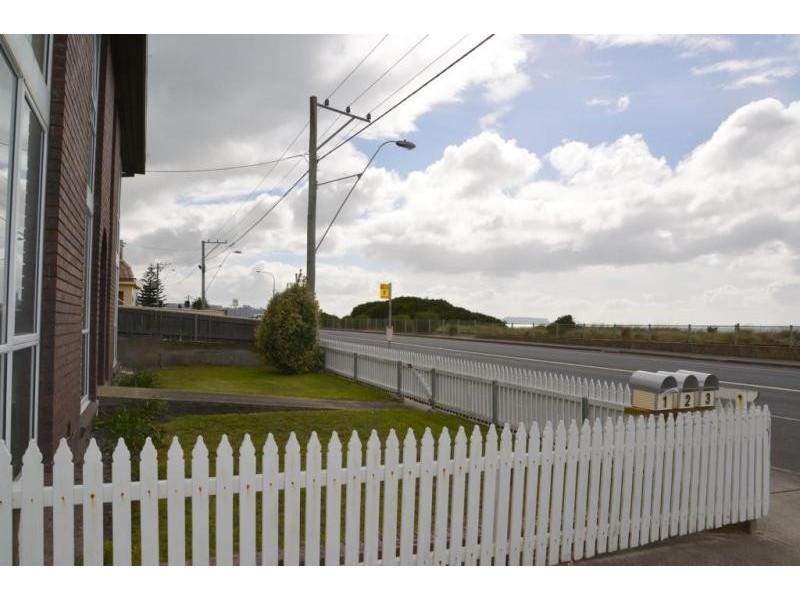 1/235 Bass Highway, Cooee TAS 7320
