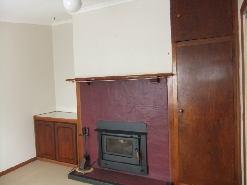 7 Evans Street, Cooee TAS 7320