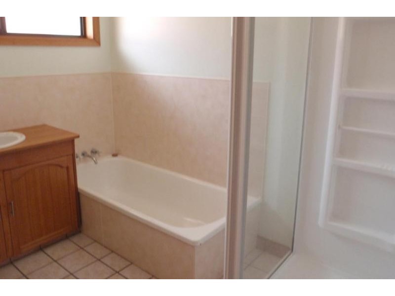 30 Blackwood Parade, Romaine TAS 7320