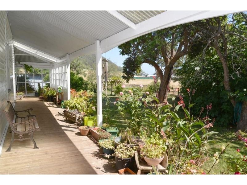 15361 Bass Highway, Somerset TAS 7322