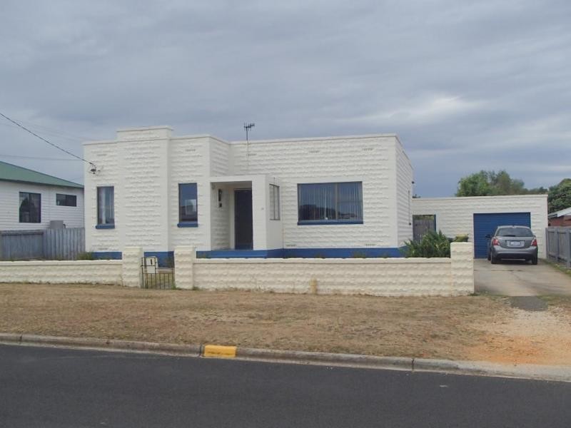36 Cardigan Streeet, Somerset TAS 7322