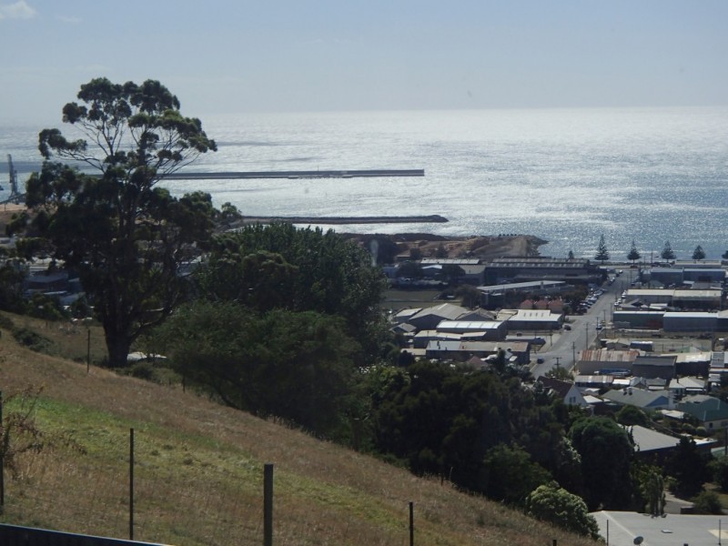 13 Hamilton Street, Upper Burnie TAS 7320