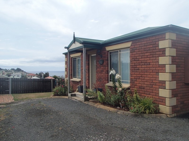 3/21 Abbott, Upper Burnie TAS 7320