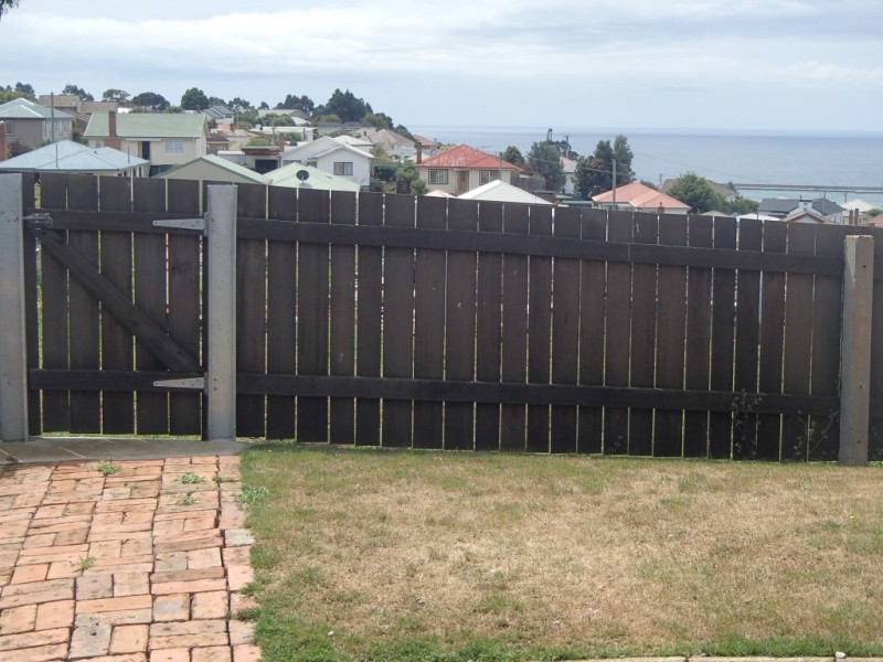 3/21 Abbott, Upper Burnie TAS 7320