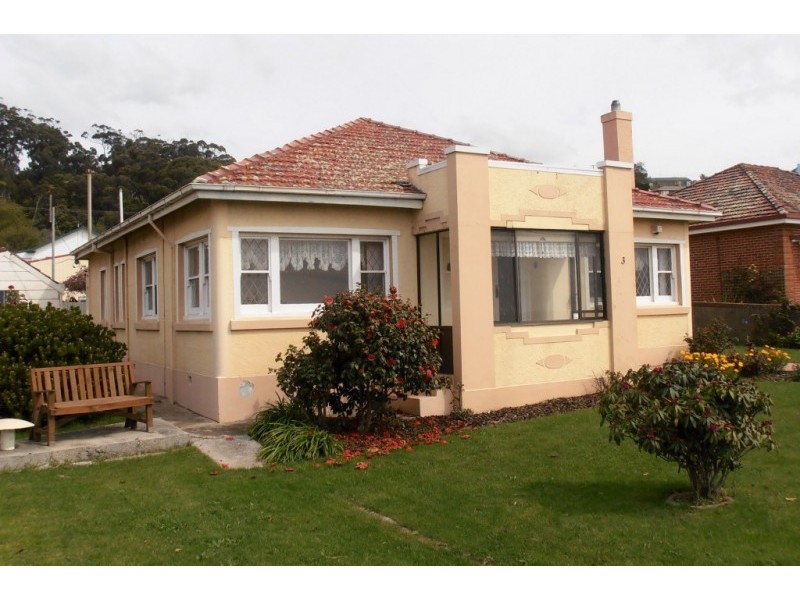 3 Bass Highway, Parklands TAS 7320