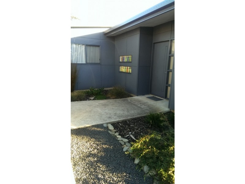 23 Oak Avenue, Somerset TAS 7322