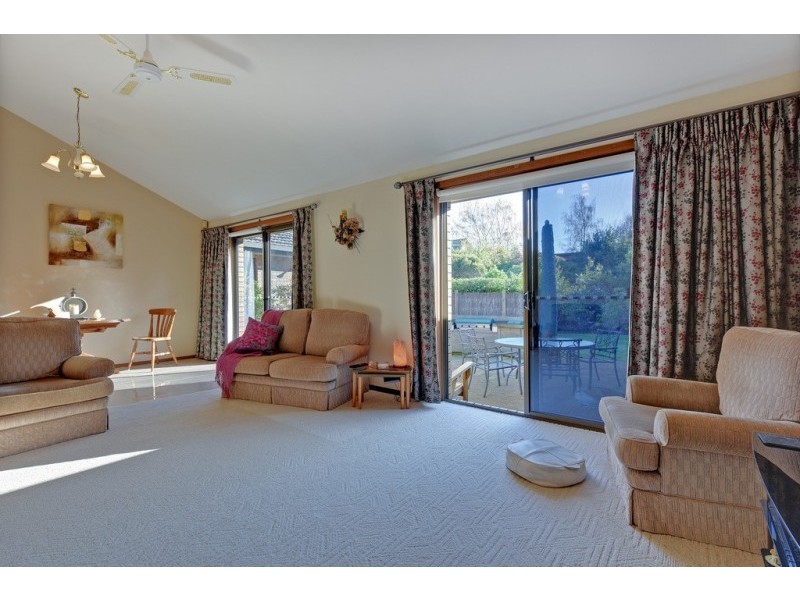 12 Lyndara Drive, Penguin TAS 7316