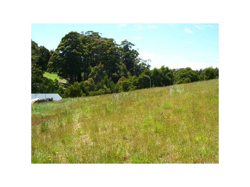 18 Dowling Drive, Burnie TAS 7320