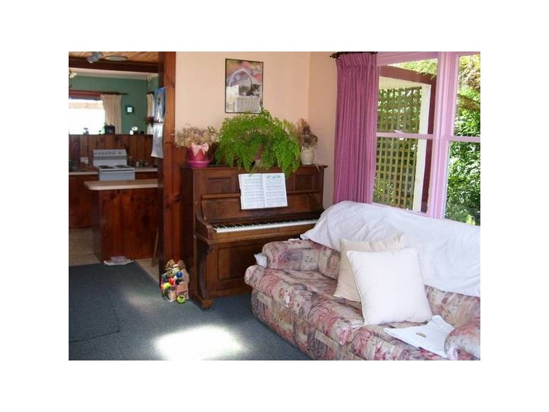 12 Alice Street, Burnie TAS 7320