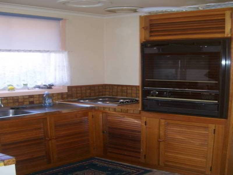 Pelissier, Somerset TAS 7322