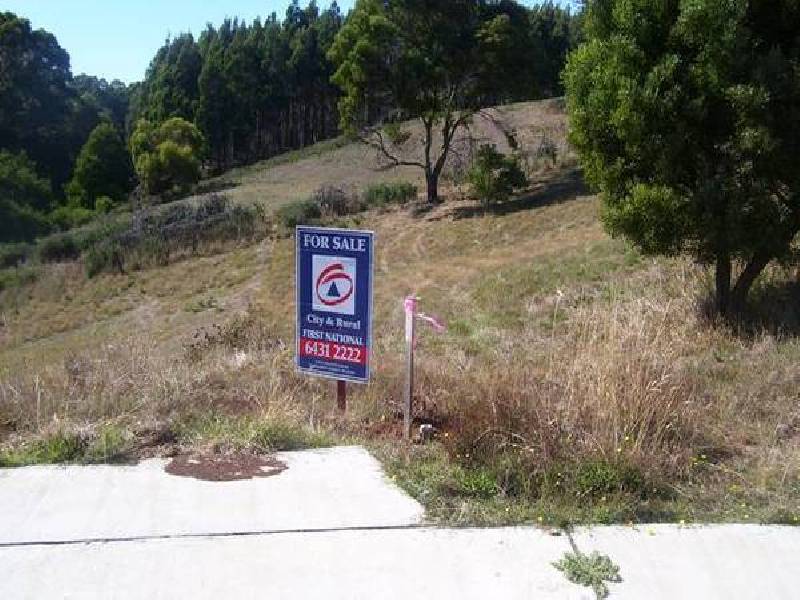 Dowling Drive, Burnie TAS 7320