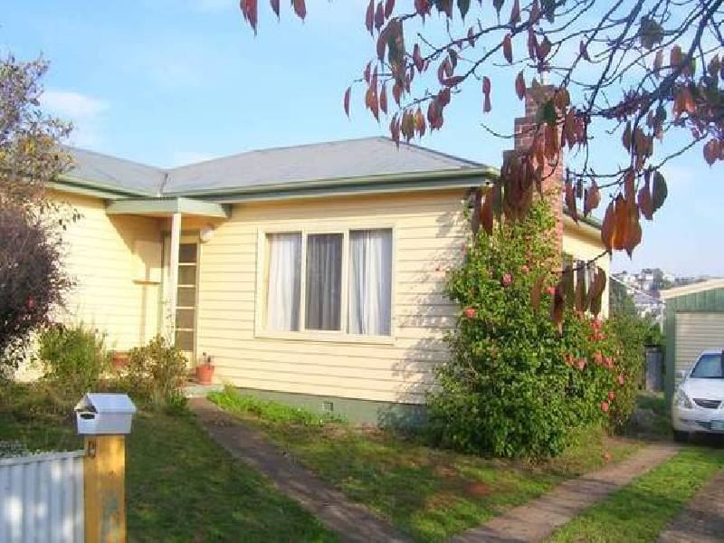 16 Deacon Street, Burnie TAS 7320
