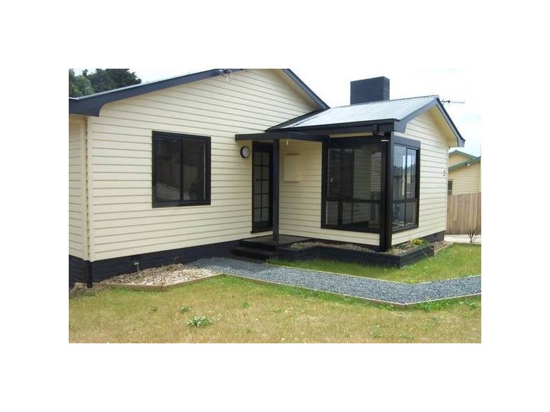 2 Nelson, Burnie TAS 7320