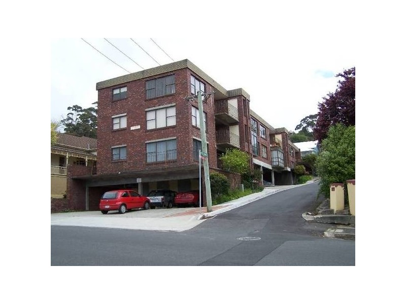 9/18 Queen Street, Burnie TAS 7320