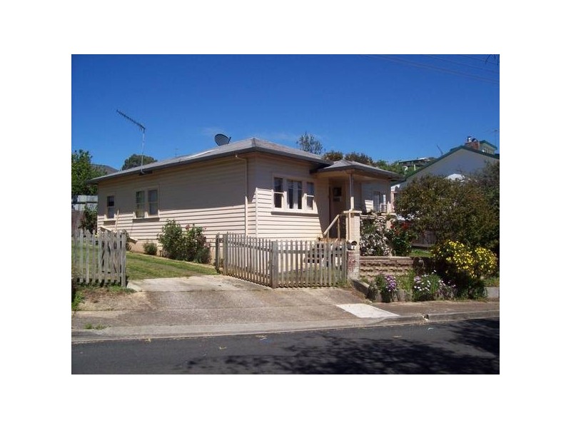 8 Swanston Street, Burnie TAS 7320