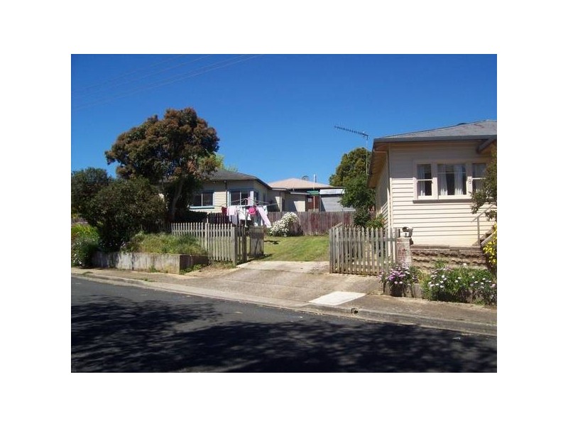 8 Swanston Street, Burnie TAS 7320