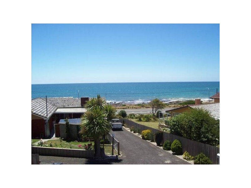 6 Leonard Court, Ocean Vista TAS 7320