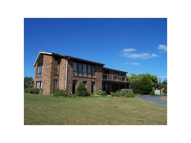 6 Golf Links Road, Wynyard TAS 7325