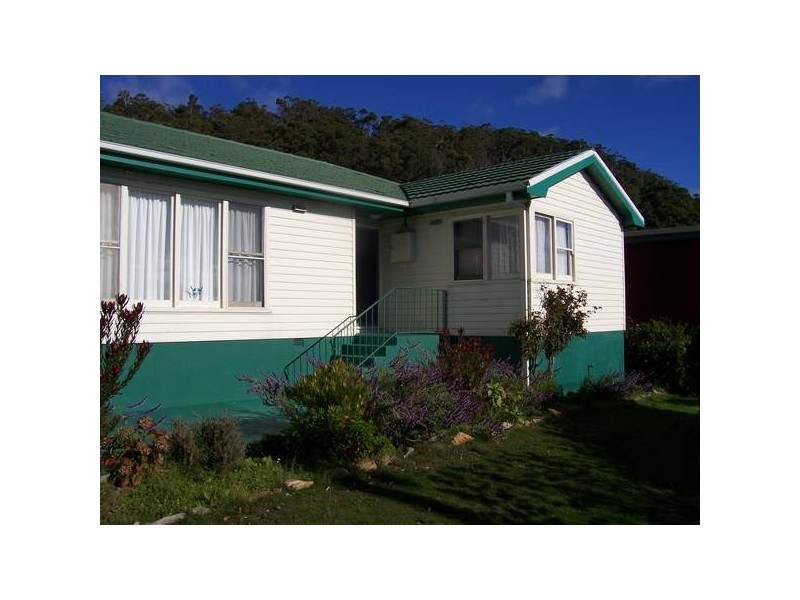 8 Sea Eagle Street, Burnie TAS 7320