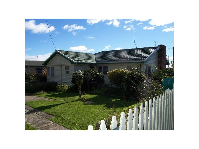 8 Sea Eagle Street, Burnie TAS 7320