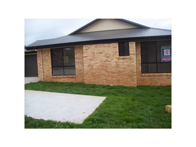 1/2 Lyons Street, Burnie TAS 7320