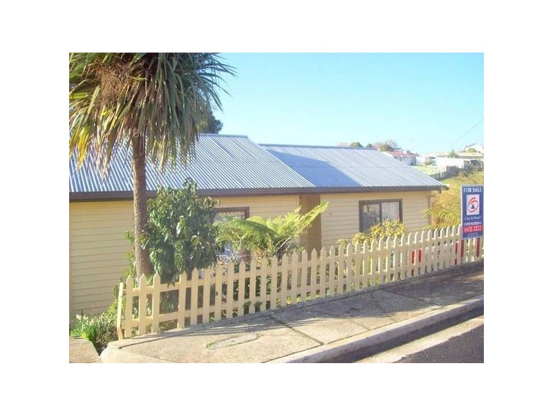 19 Sampson Street, Burnie TAS 7320