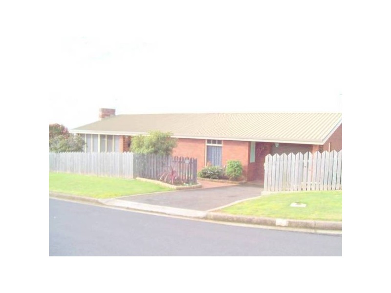 17 Curraghmore Avenue, Burnie TAS 7320