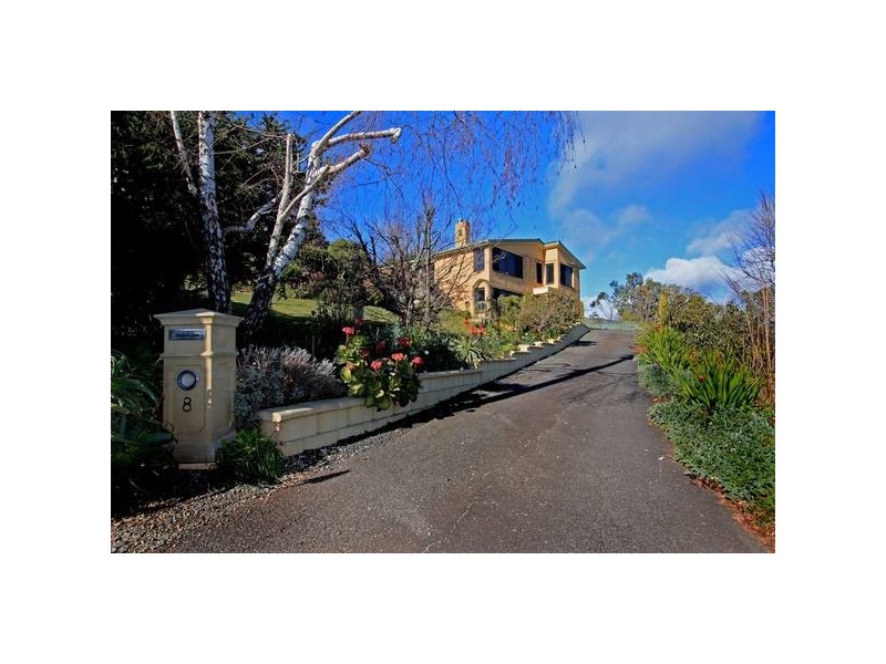 8 Tracey Street, Burnie TAS 7320