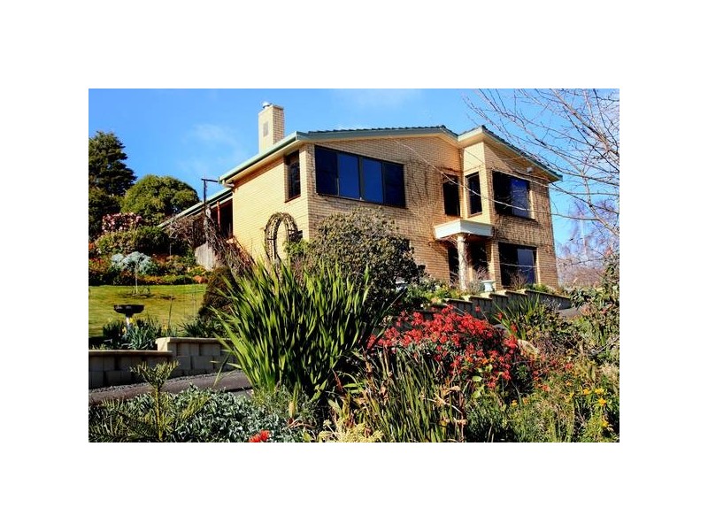 8 Tracey Street, Burnie TAS 7320