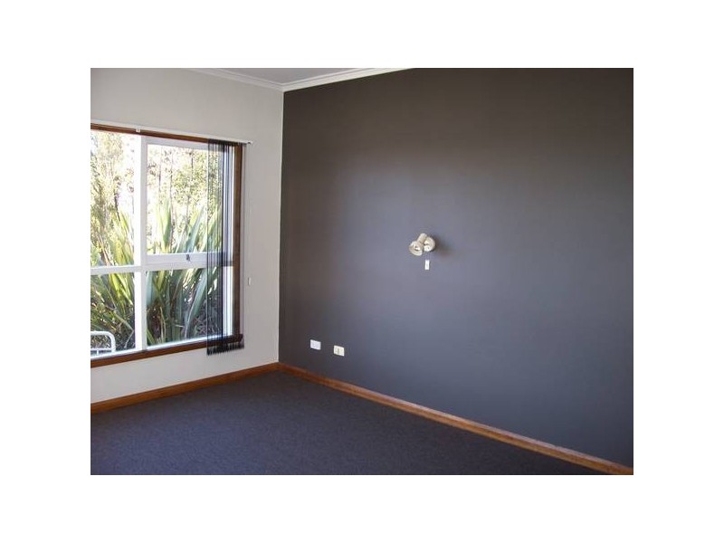 31 Athol Street, Somerset TAS 7322