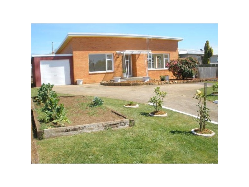 266 Mount Street, Burnie TAS 7320
