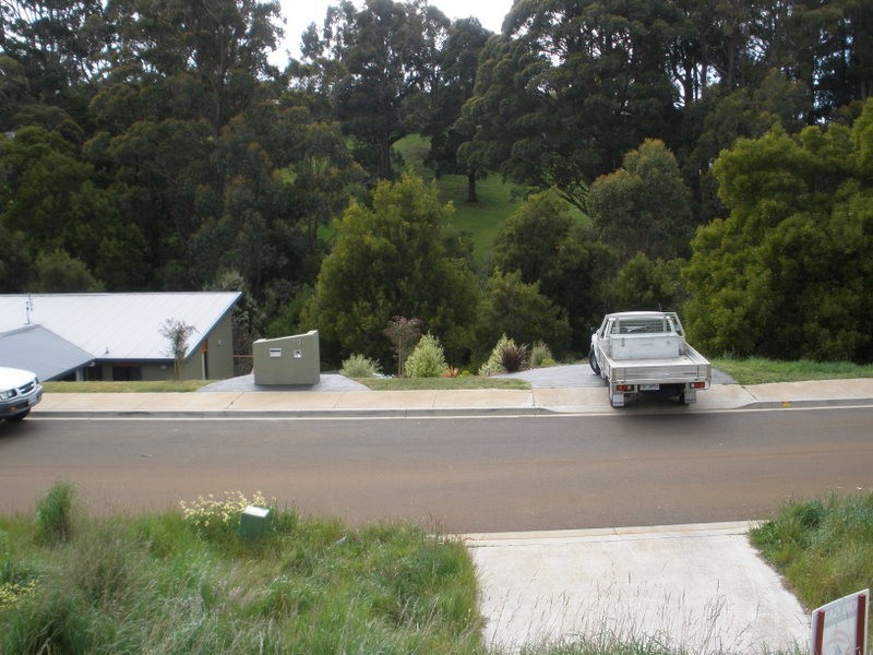 20 & 22 Dowling Drive, Burnie TAS 7320